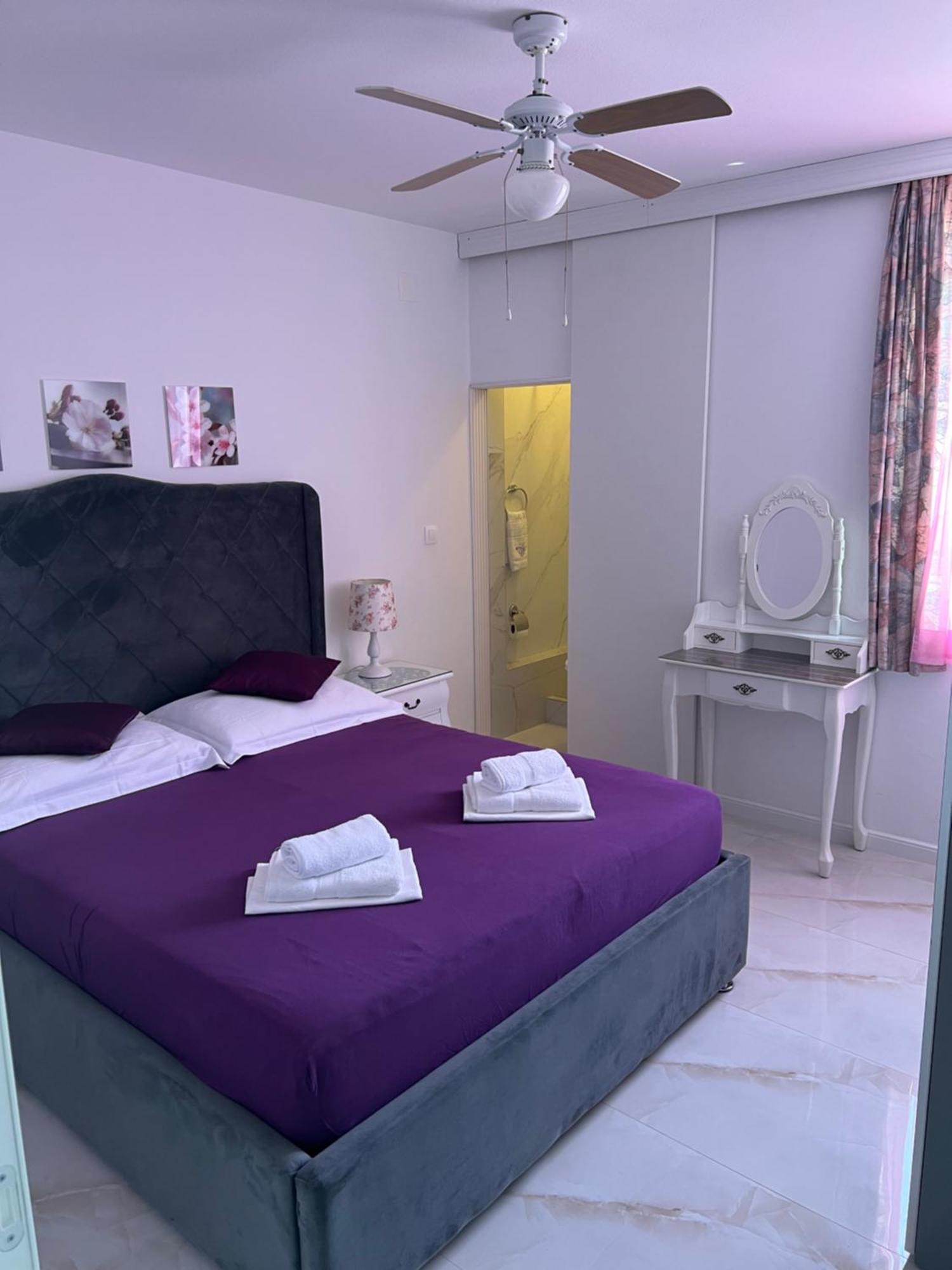 Villa Franda Трогир Екстериор снимка