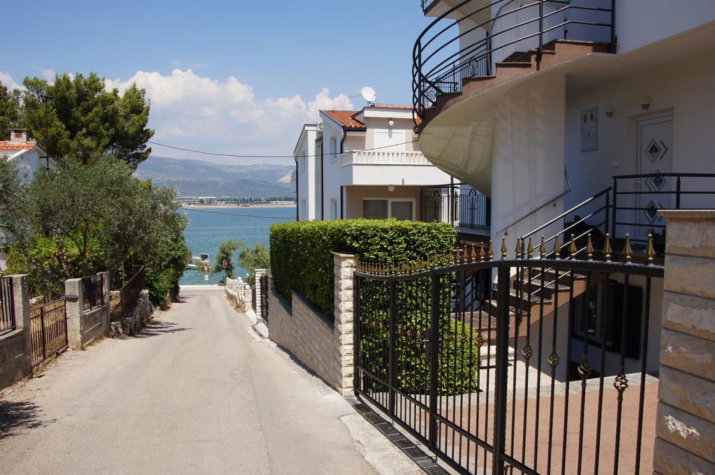 Villa Franda Трогир Екстериор снимка
